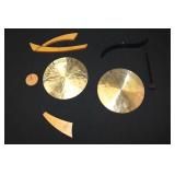 Emperor Gong & Hanging Gong