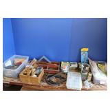 Hardware, Hardware trays