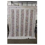 Hand Quilted Column Trellis & Flower Quilt