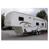 2003 Cedar Creek 28LRL Travel Trailer w/Slide