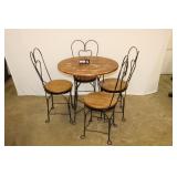 Ice Cream Table & 4 Chairs (4)