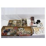 Assorted Retro Jewelry