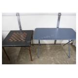 2 Folding Tables