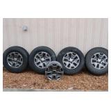 5 Jeep Rims, 4 BF  Goodrich LT 255/75 R 17