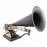 Standard Talking Machine AA Disc Phonograph w/Horn