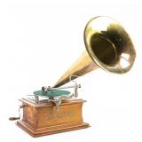Zon-O-Phone Concert Grand Disc Phonograph