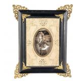 Victorian-Style Portrait Frame