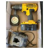 Dewalt Drill 18volt w/Battery & Charger