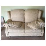 Loveseat Huntington House 65'X42'X38'