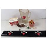 Lone-Star Pitcher and Bar Items