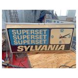 Sylvania superset Clock