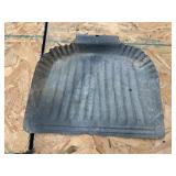 Primitive dust pan