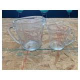 Glass measuring cups