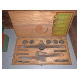 Tap and die set