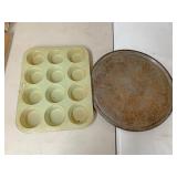 Often pan and cookie sheet