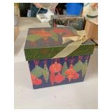 Decorative holiday box