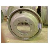 22.5 x 7.5 Volvo wheel