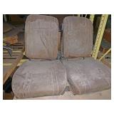 Set of two semi chairs
