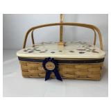 Blue ribbon pie Protector lid tie on
