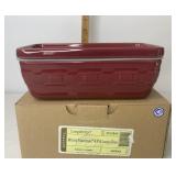 NIB 4x8 lidded dish