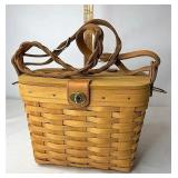 Shoulder purse with strap