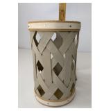 Longaberger Small lattice hurricane