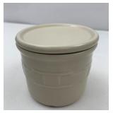 Ivory 1 pint crock with lid