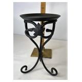 Wrought iron pillar stand