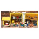 Fisher-Price house loaded with little people