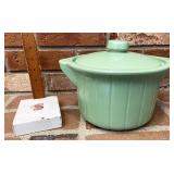 Large Ransbottom Pottery bean pot