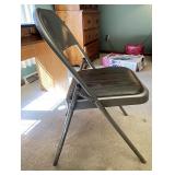 Metal folding chair