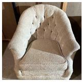 Accent chair