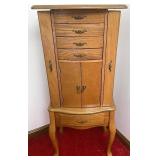 Jewelry chest