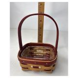 Small gifts holiday booking basket