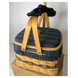 CC Harbor Liner and Protector lid handle tie