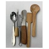 Miniature kitchen utensils