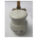 Green pepper shaker