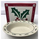 NIB USA Traditional Holly serving bowl