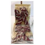 Set of two holiday bows