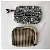 2 Travel pouches