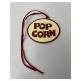 Popcorn tie on