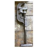 Pipe cutter