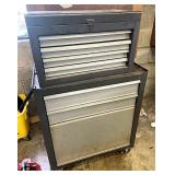 Rolling tool chest