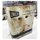Unico oil can