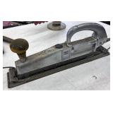 Air straight line sander