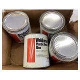 Plastic resin glue