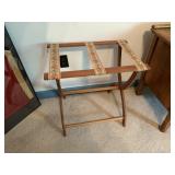 Light weight luggage rack