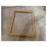 Goldleaf picture frame needs repaired