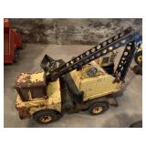 Metal Tonka clam bucket