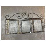 Picture frame wall Decour